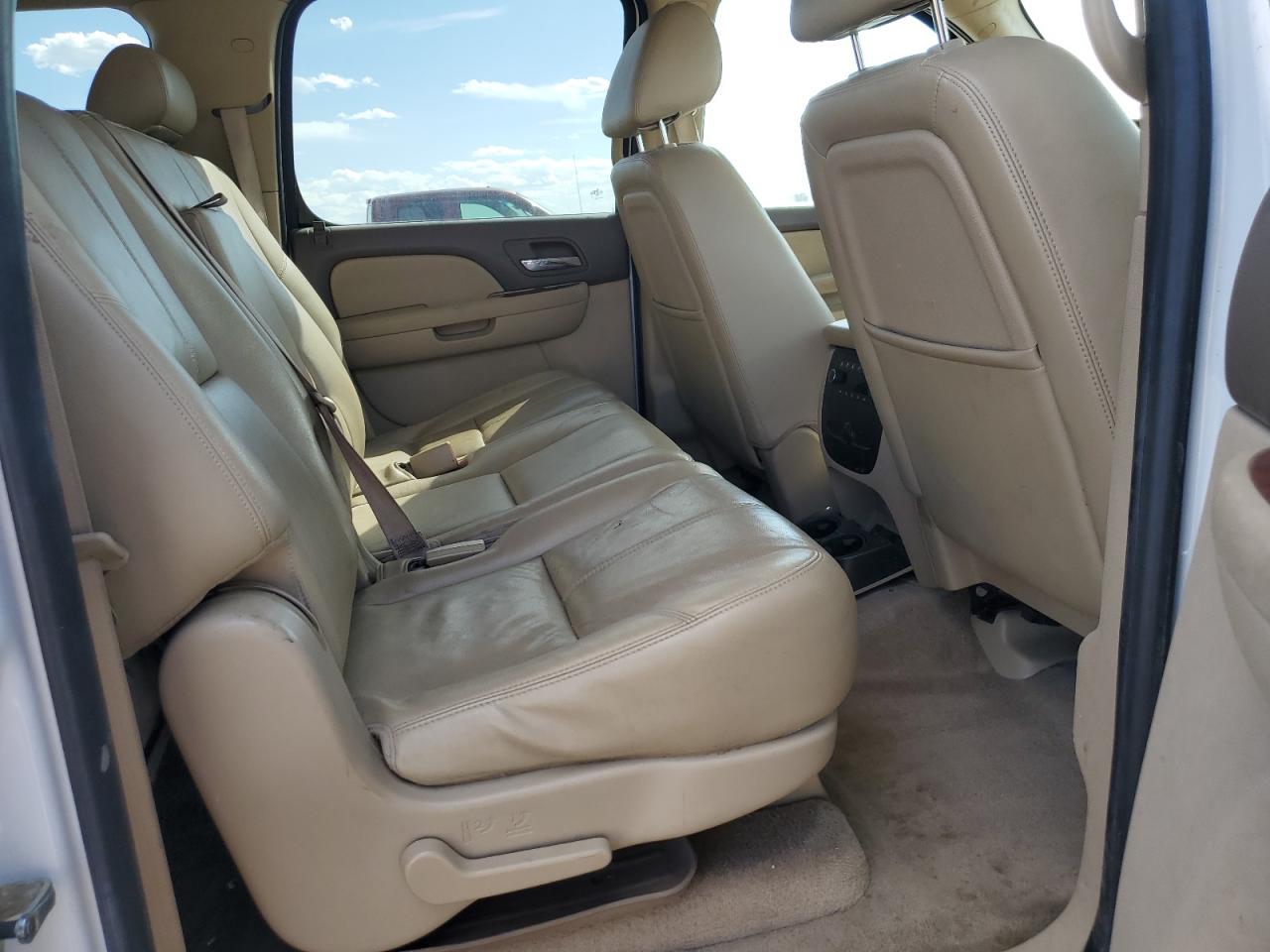 2010 GMC Yukon Xl K1500 Slt VIN: 1GKUKKE34AR193541 Lot: 71882945