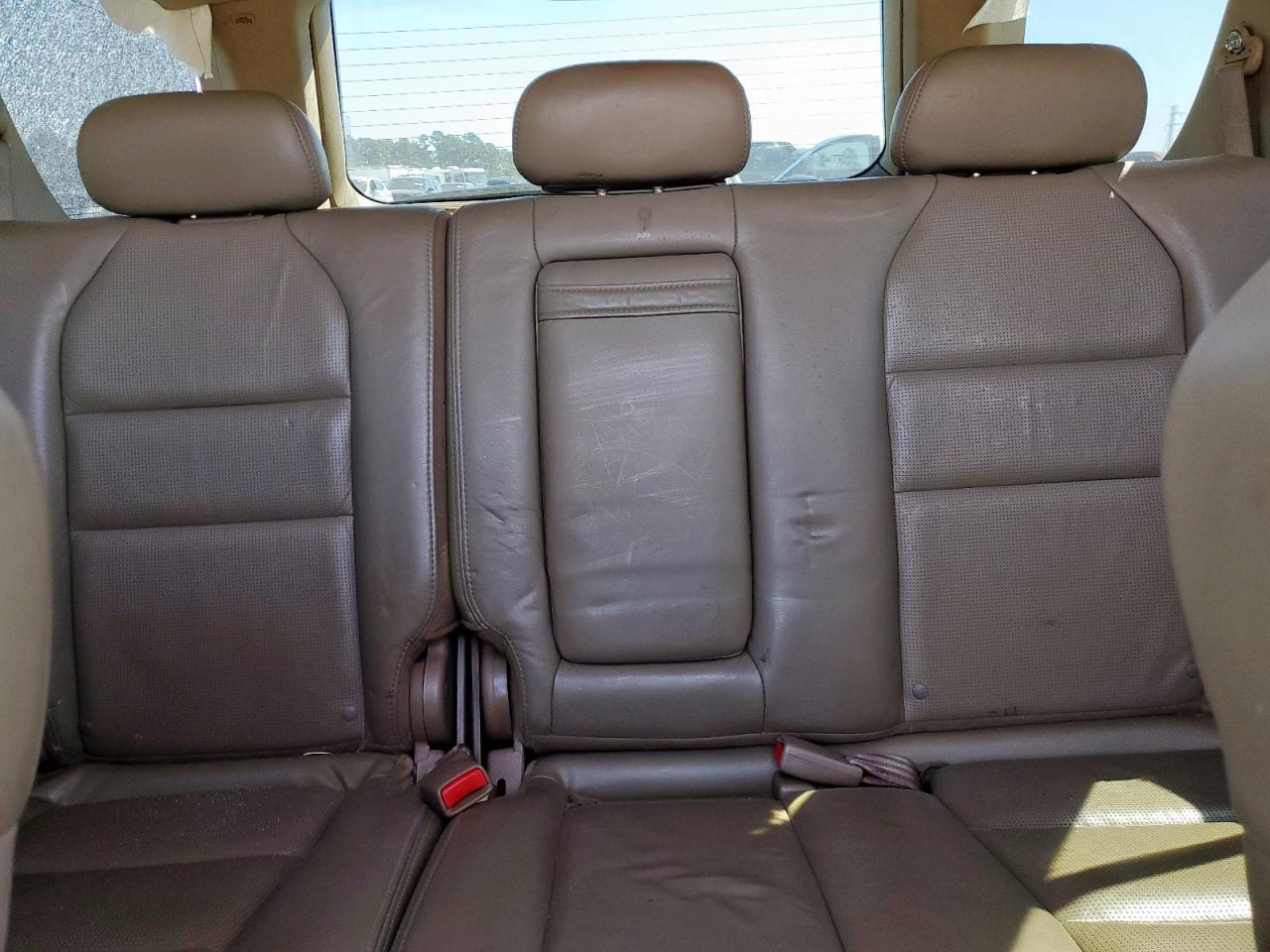 2005 Acura Mdx Touring VIN: 2HNYD18965H554821 Lot: 81663835