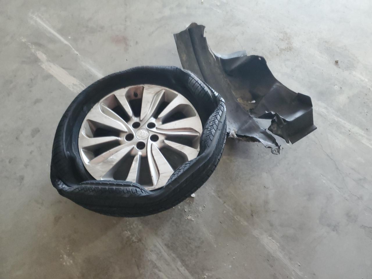 2017 Buick Encore Essence VIN: KL4CJCSB7HB009752 Lot: 81747135