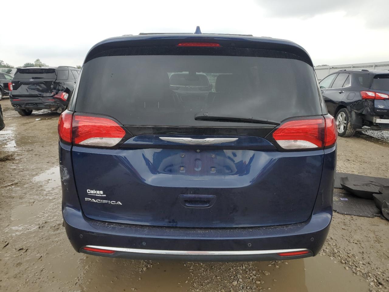 2017 Chrysler Pacifica Touring L VIN: 2C4RC1BG9HR513036 Lot: 83826165