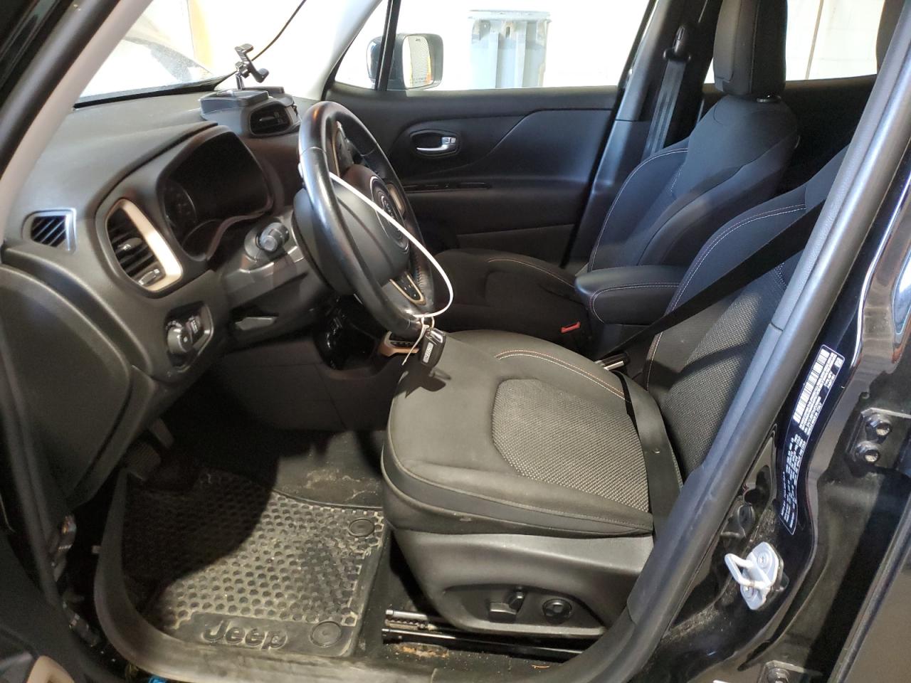 2016 Jeep Renegade Latitude VIN: ZACCJBBT9GPD56965 Lot: 81454555