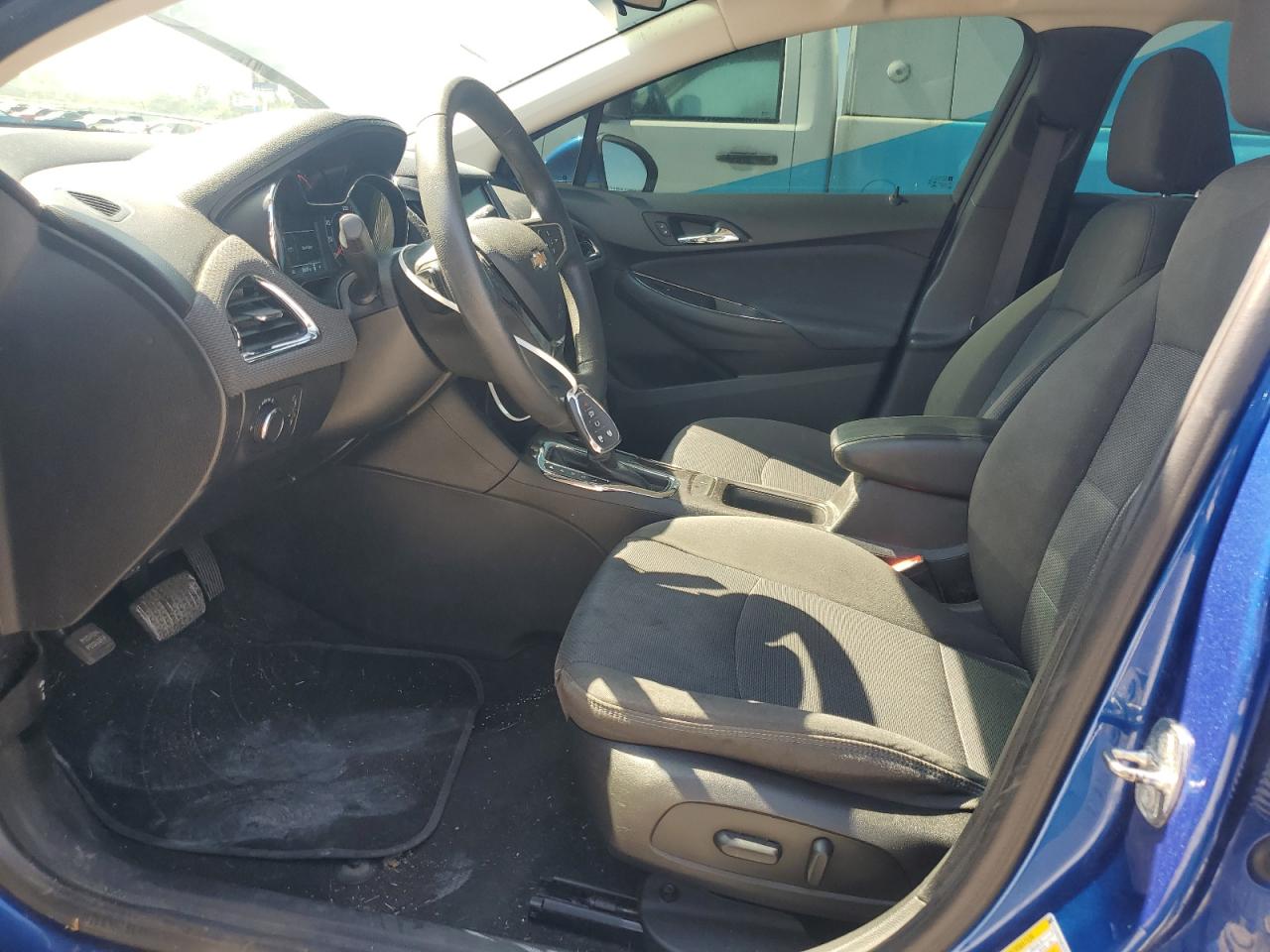 2018 Chevrolet Cruze Lt VIN: 1G1BE5SM3J7247196 Lot: 71888795