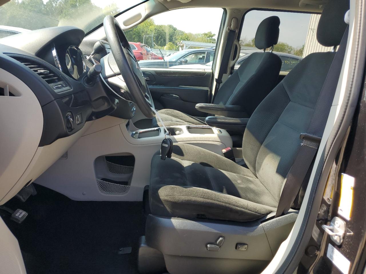 2016 Dodge Grand Caravan Sxt VIN: 2C4RDGCGXGR339846 Lot: 82103665