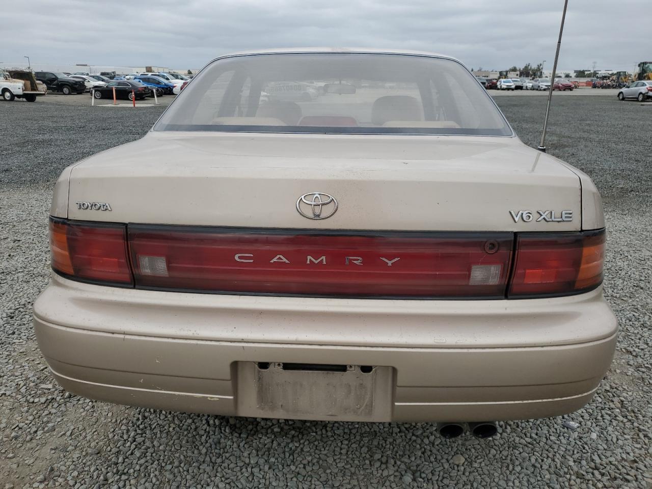 1994 Toyota Camry Xle VIN: JT2GK13E0R0069251 Lot: 80407885