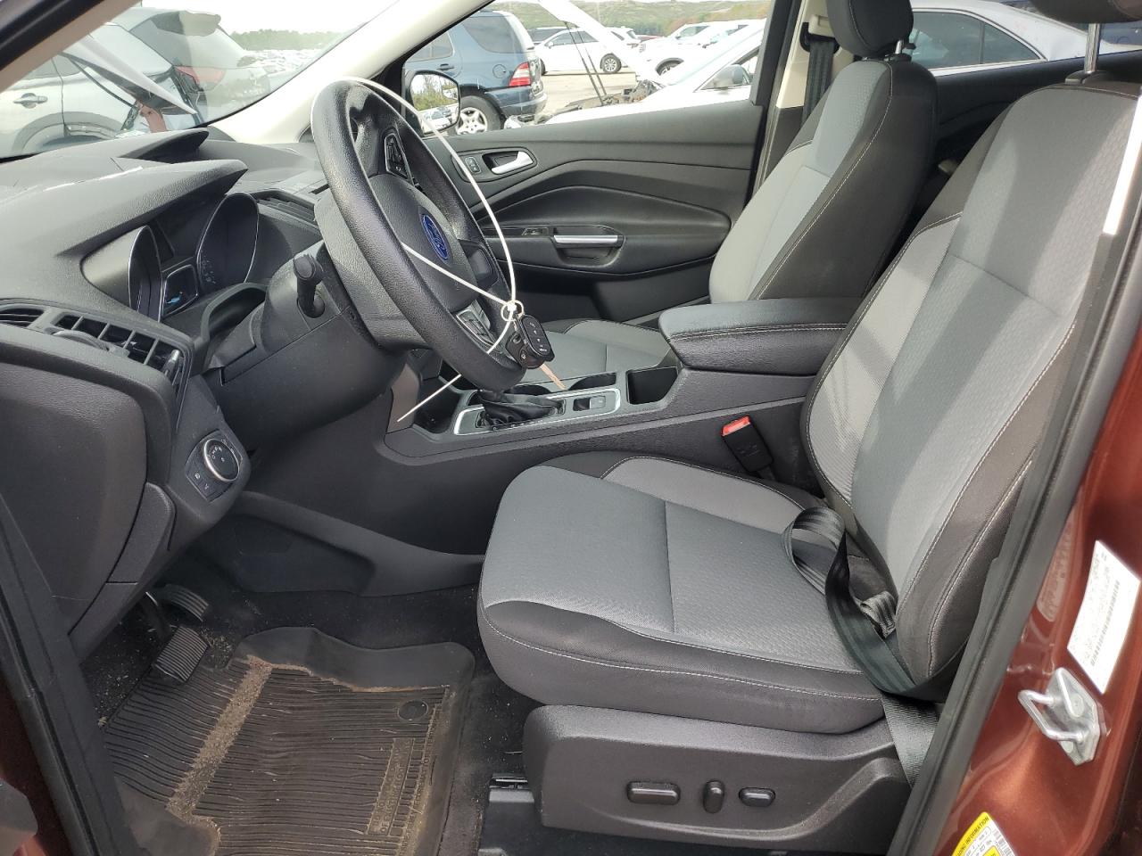 2018 Ford Escape Se VIN: 1FMCU9GD1JUB19387 Lot: 82076635