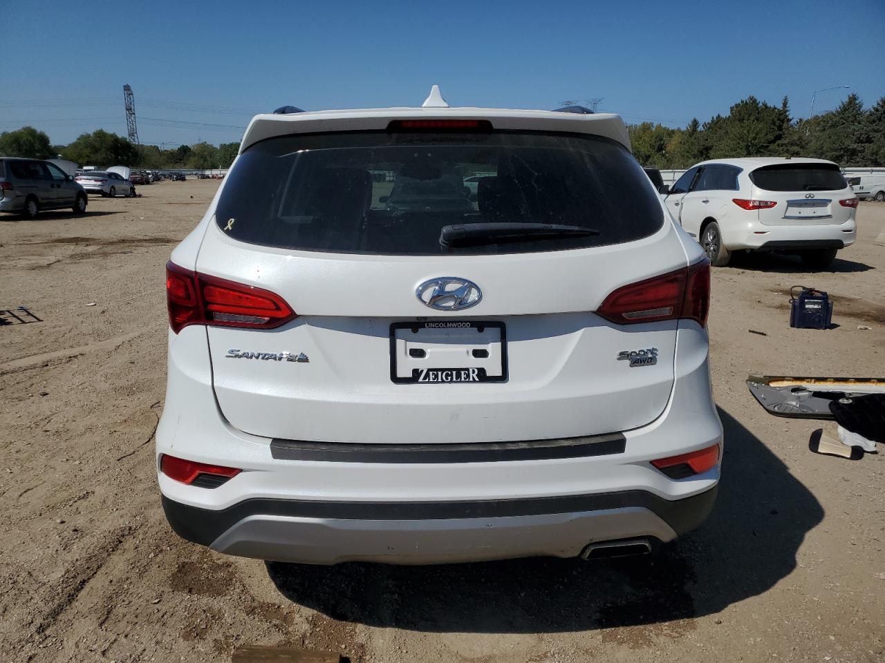 2017 Hyundai Santa Fe Sport VIN: 5NMZUDLB3HH017936 Lot: 83977115
