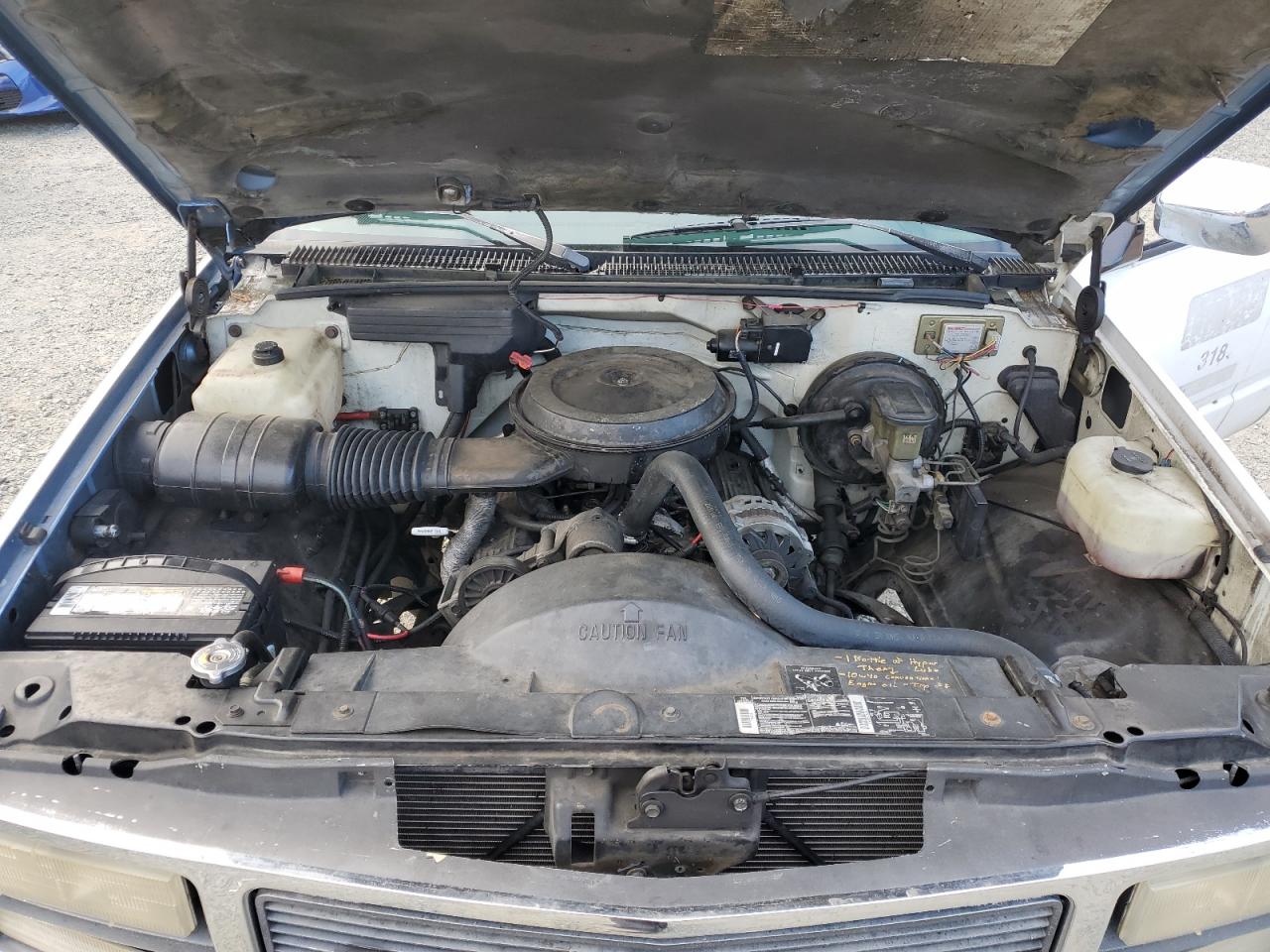 1992 Chevrolet Gmt-400 C2500 VIN: 1GCFC24K0NE131366 Lot: 80791255