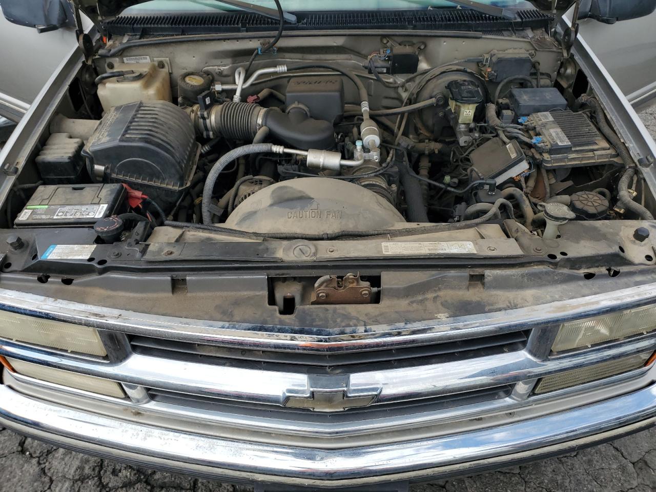 1999 Chevrolet Tahoe C1500 VIN: 1GNEC13R6XJ460465 Lot: 81514515