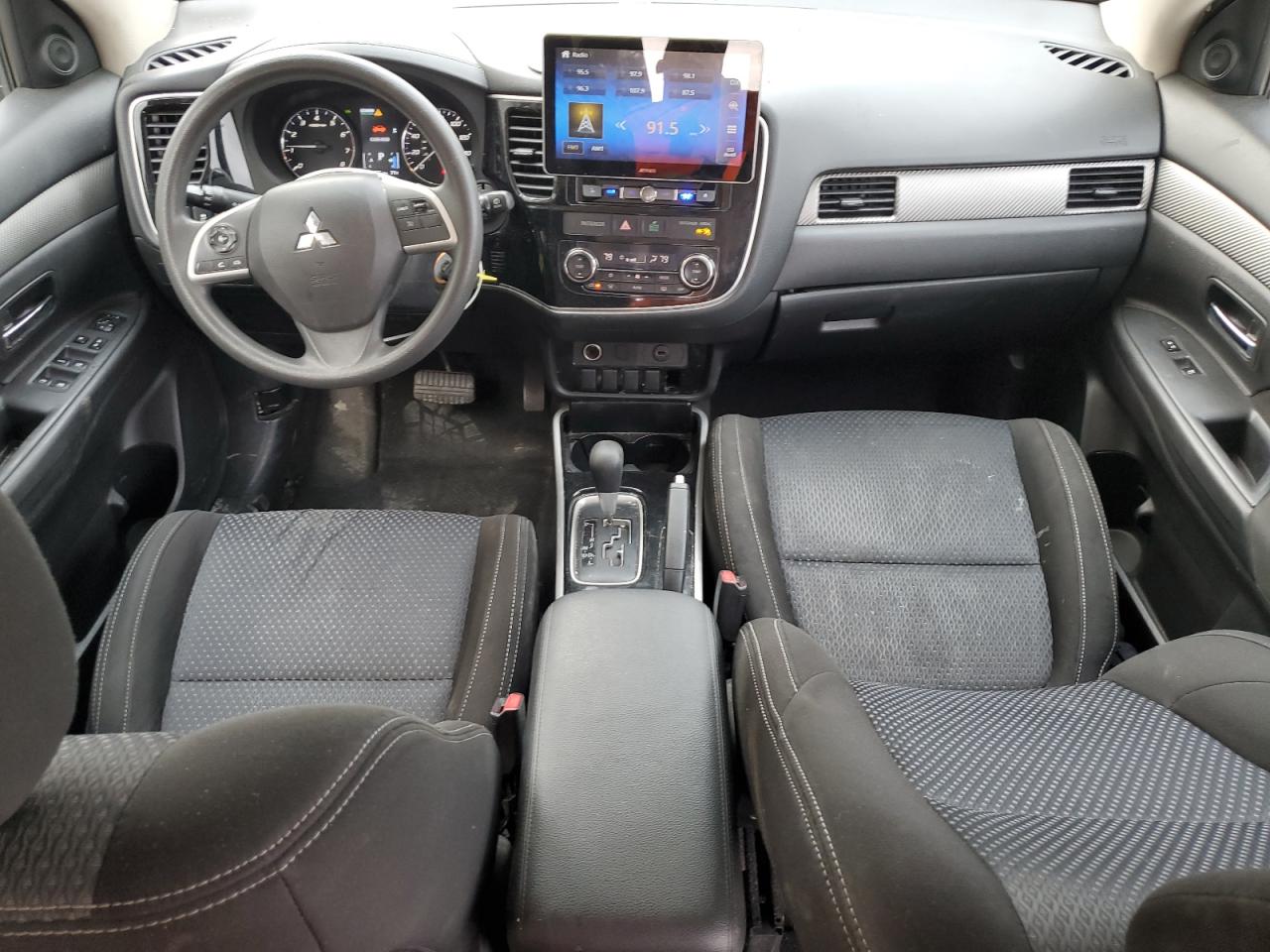 2018 Mitsubishi Outlander Se VIN: JA4AZ3A34JZ040495 Lot: 71119415
