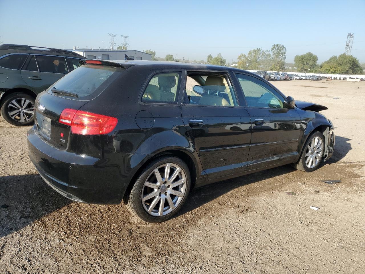 Фото: WAUKJAFM4BA160737