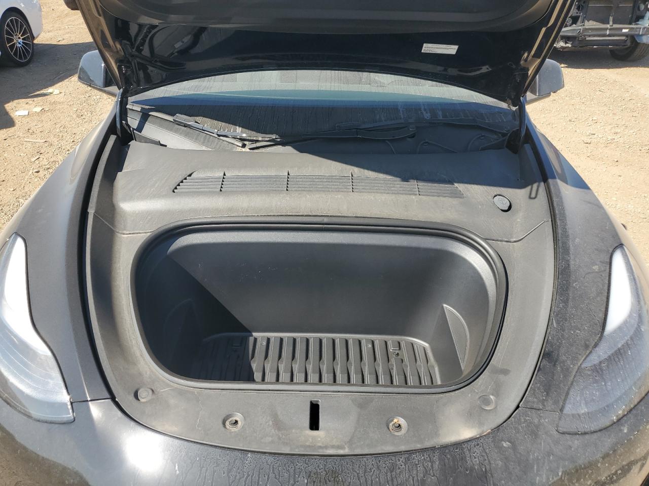 2023 Tesla Model Y VIN: 7SAYGDEE3PF811705 Lot: 83817215