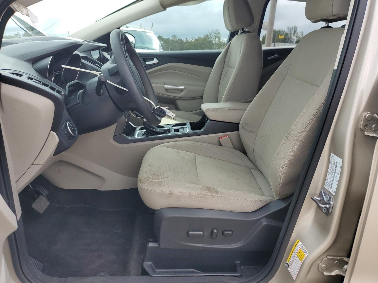 2017 Ford Escape Se VIN: 1FMCU0GD4HUD81815 Lot: 84229415