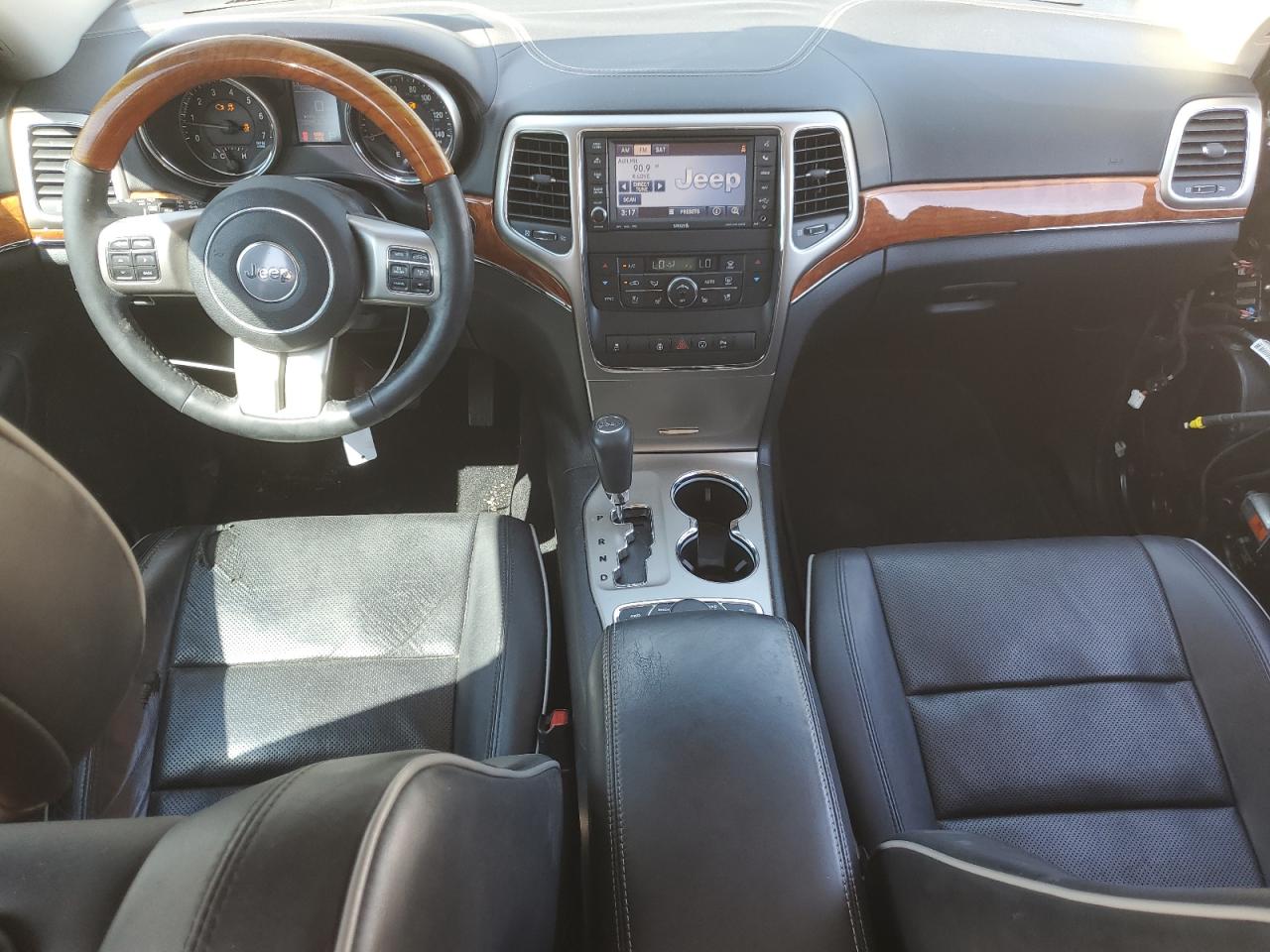 1C4RJFCG8DC522900 2013 Jeep Grand Cherokee Overland