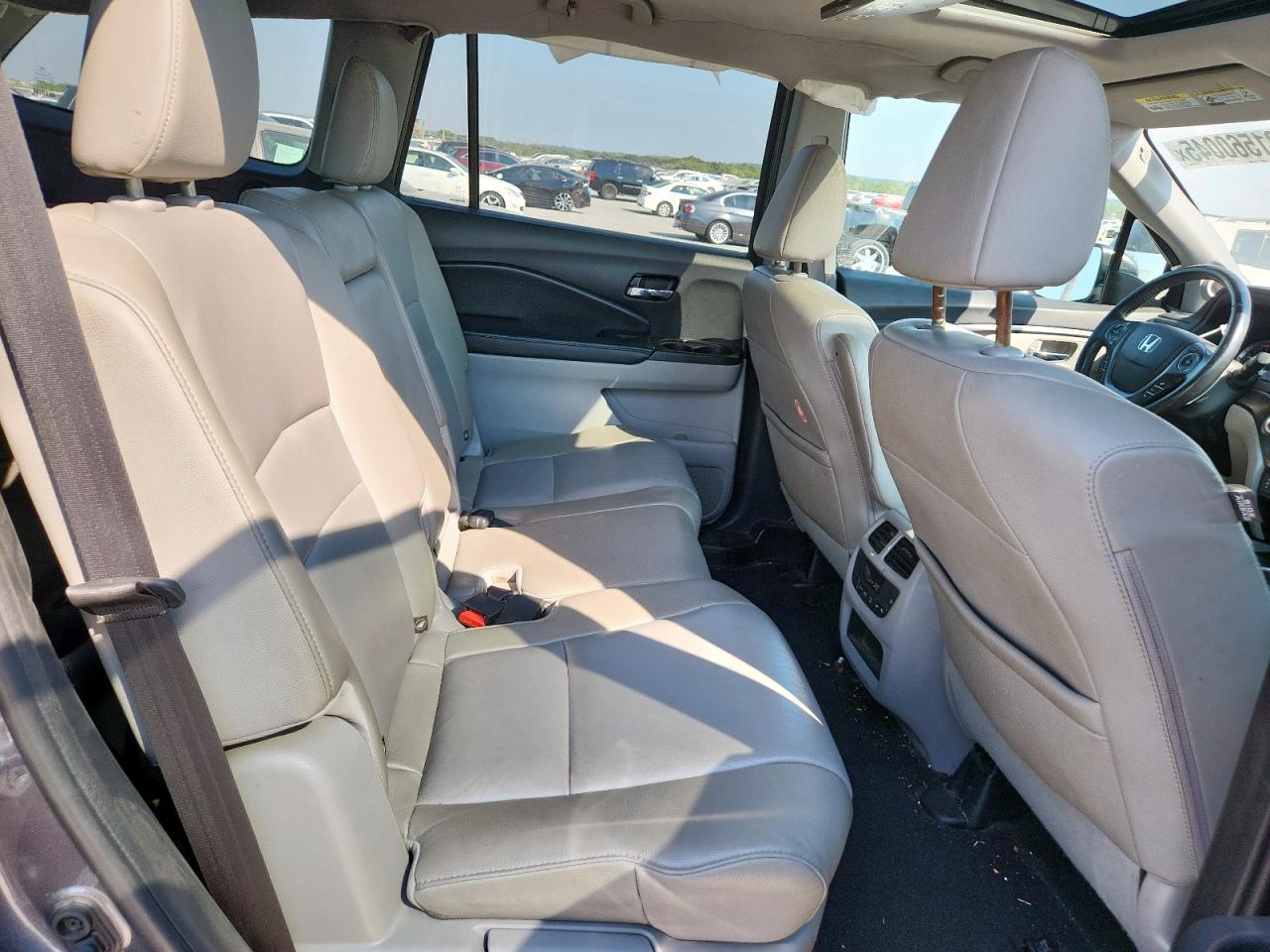 2016 Honda Pilot Exl VIN: 5FNYF5H56GB003740 Lot: 81560045