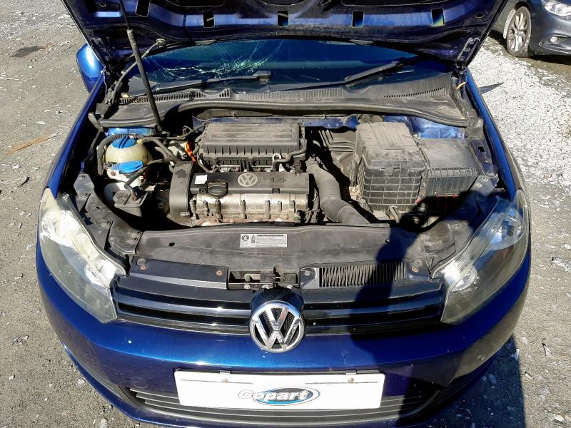 2009 VOLKSWAGEN GOLF S 