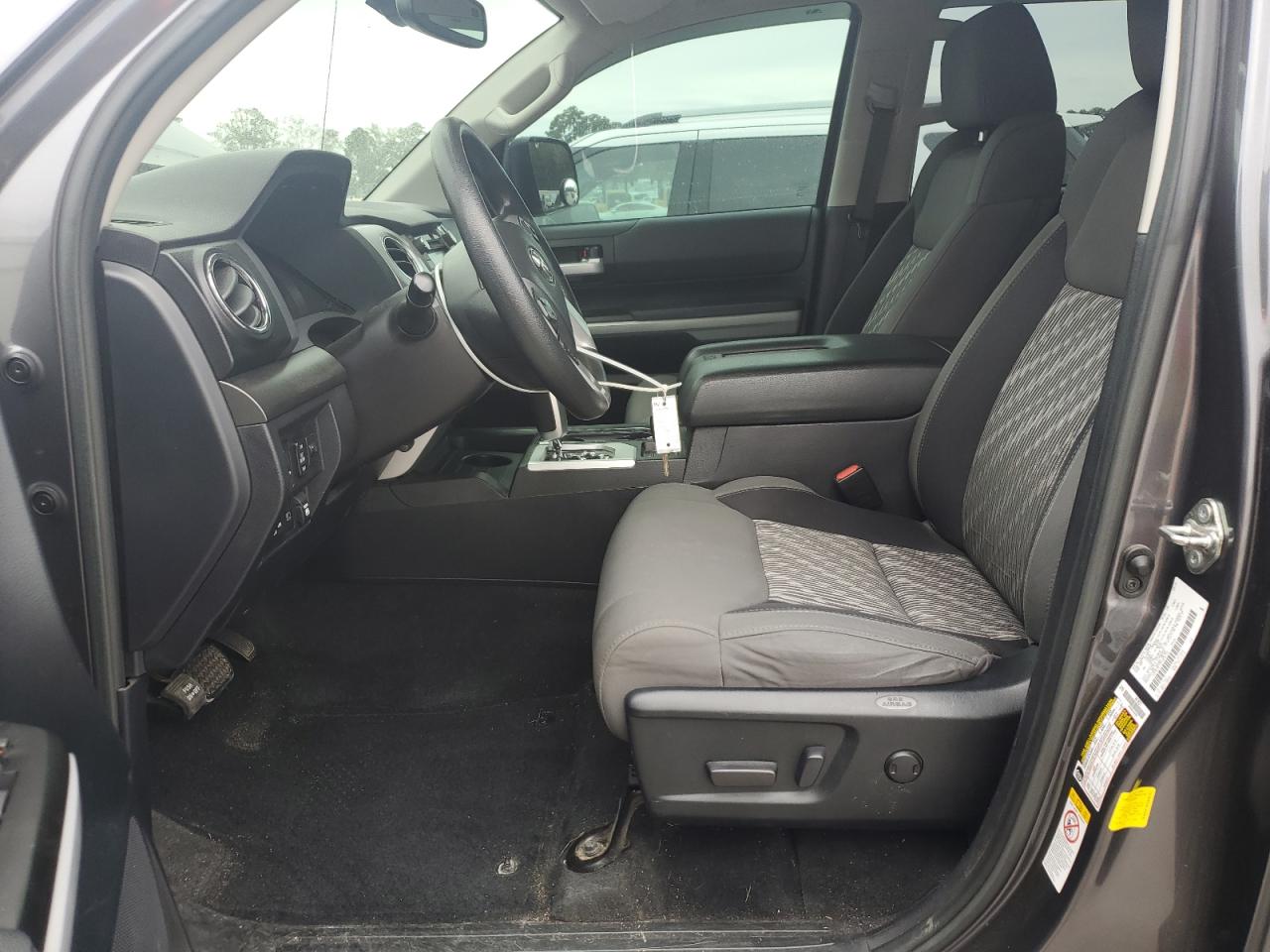 2019 Toyota Tundra Crewmax Sr5 VIN: 5TFDY5F19KX836732 Lot: 81061655