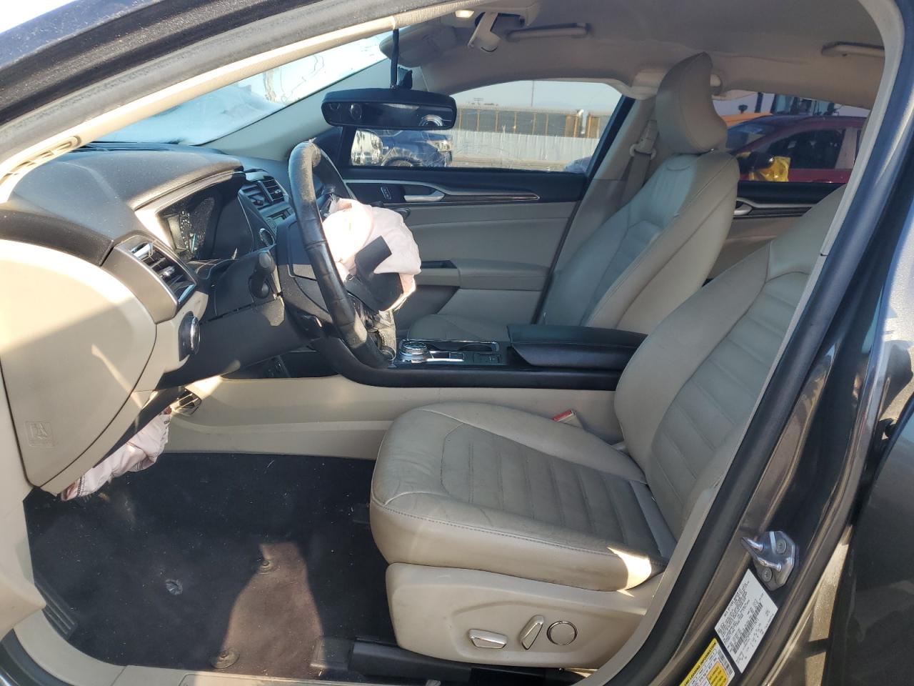 2017 Ford Fusion Se VIN: 3FA6P0HD3HR113472 Lot: 84581405