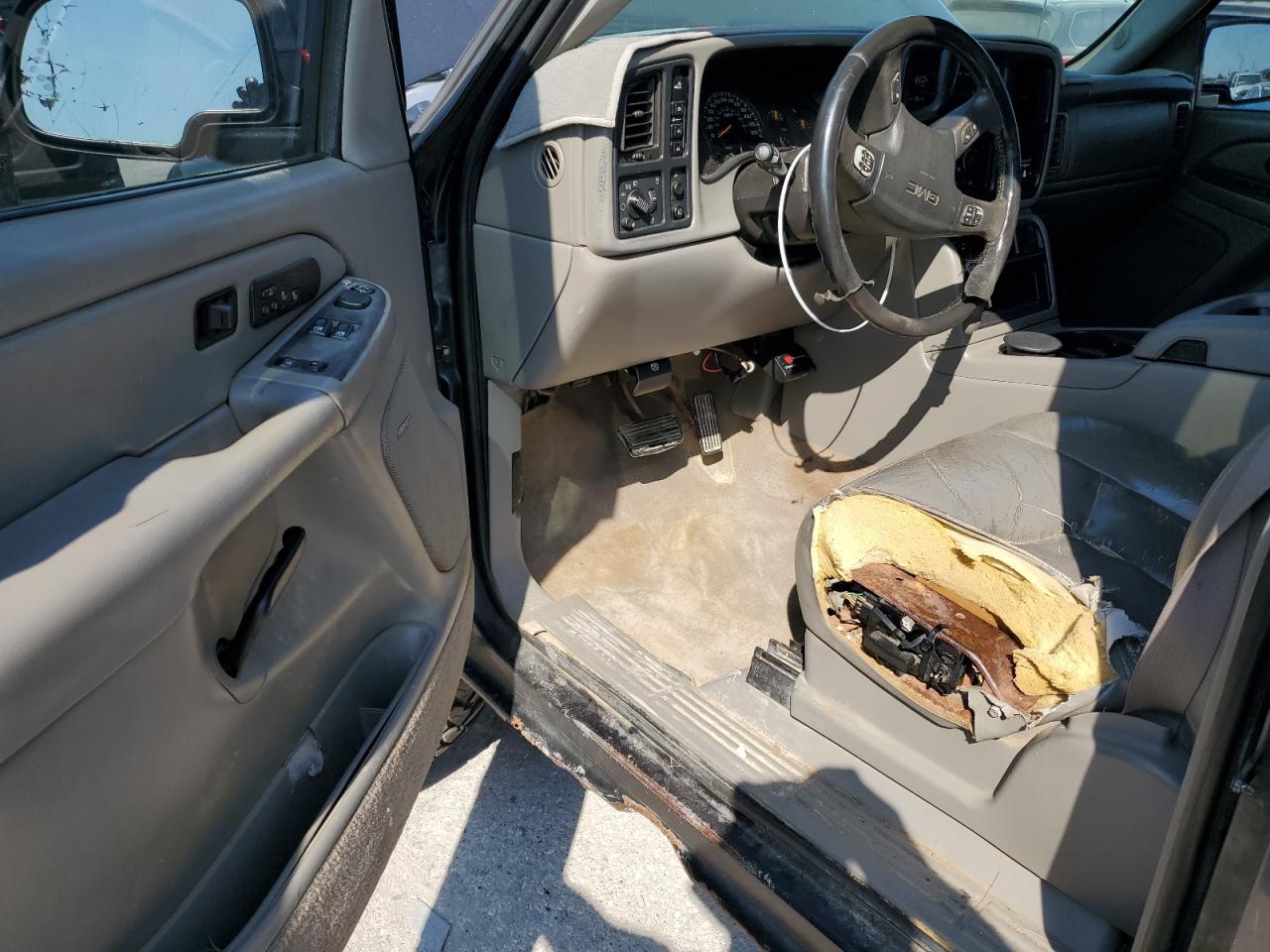 2004 GMC Sierra K2500 Heavy Duty VIN: 1GTHK29284E335710 Lot: 80188205