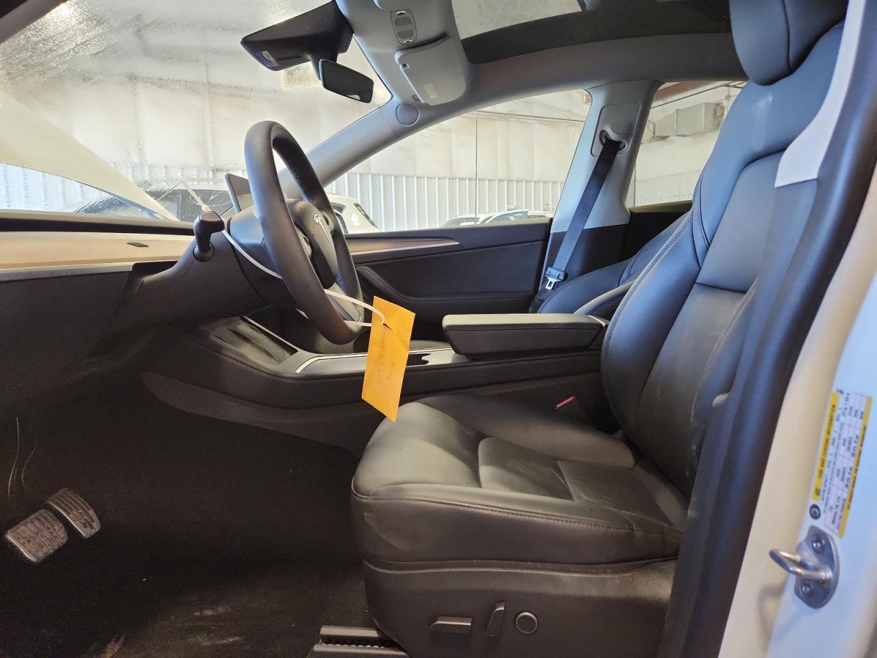 2022 Tesla Model Y VIN: 7SAYGDEE1NA014864 Lot: 81585695