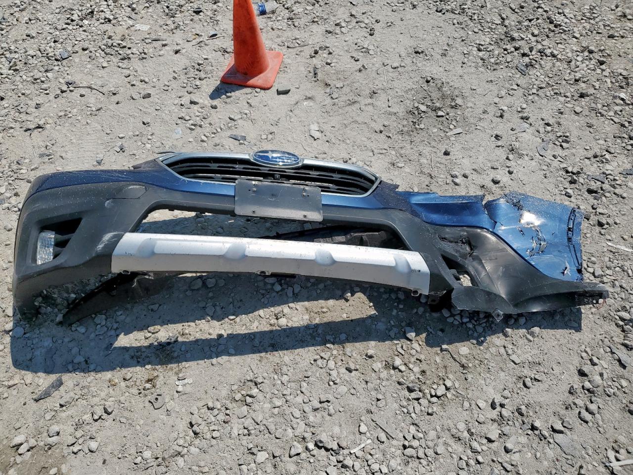 2020 Subaru Outback Touring VIN: 4S4BTAPC1L3154947 Lot: 81044295