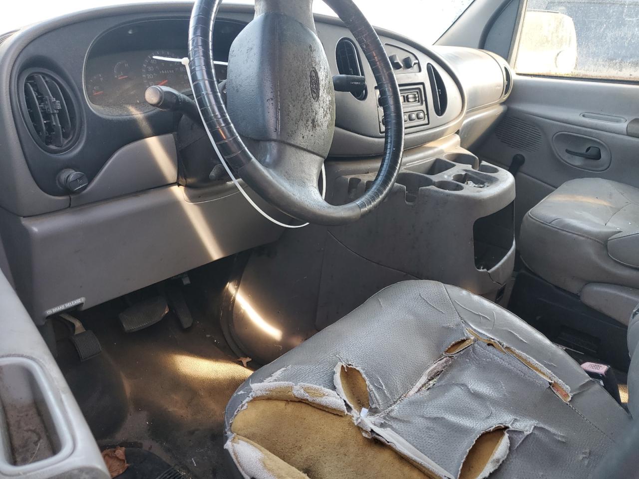 2002 Ford Econoline E250 Van VIN: 1FTNE24262HA25469 Lot: 71023565