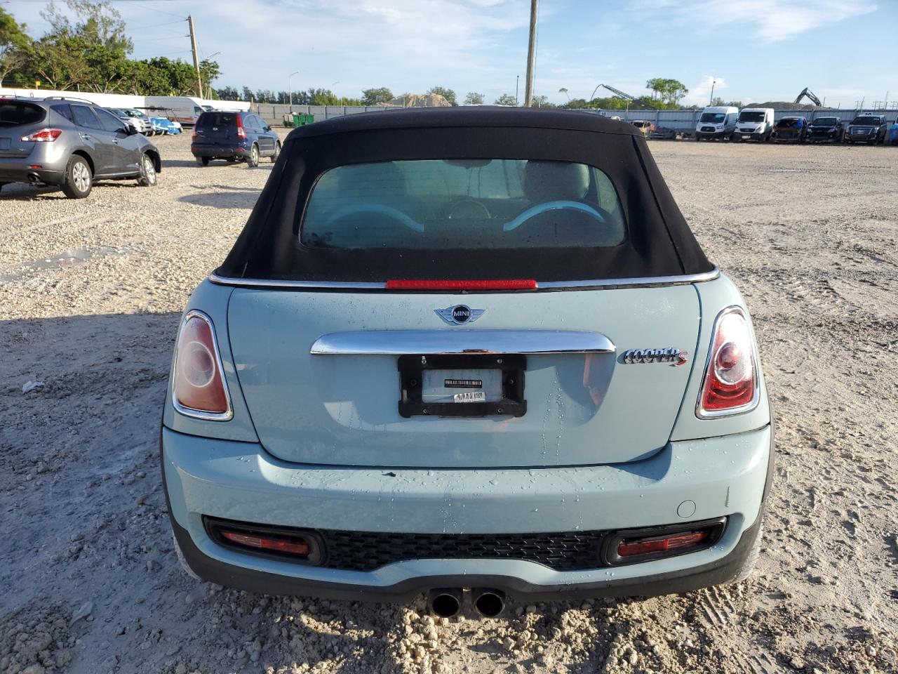 2011 Mini Cooper S VIN: WMWZP3C55BTX83424 Lot: 71659535