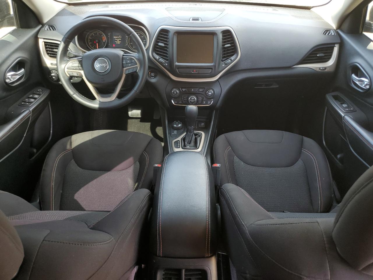 2016 Jeep Cherokee Latitude VIN: 1C4PJMCB5GW310457 Lot: 71512445