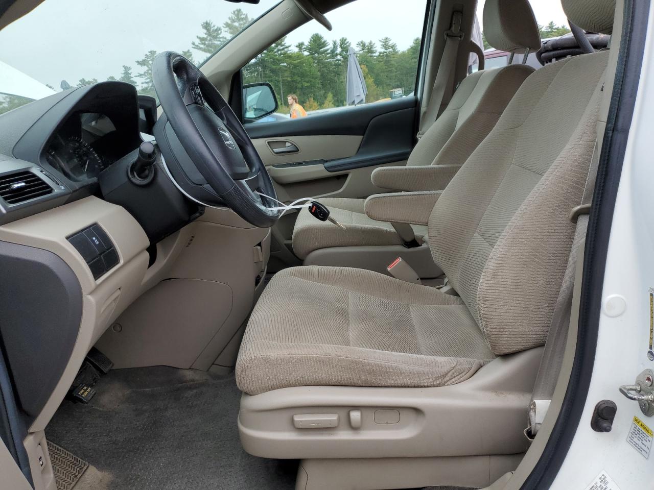 2012 Honda Odyssey Lx VIN: 5FNRL5H24CB106975 Lot: 81676985