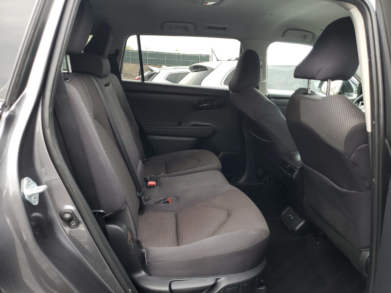 2021 Toyota Highlander L VIN: 5TDBZRBH7MS528398 Lot: 81615675