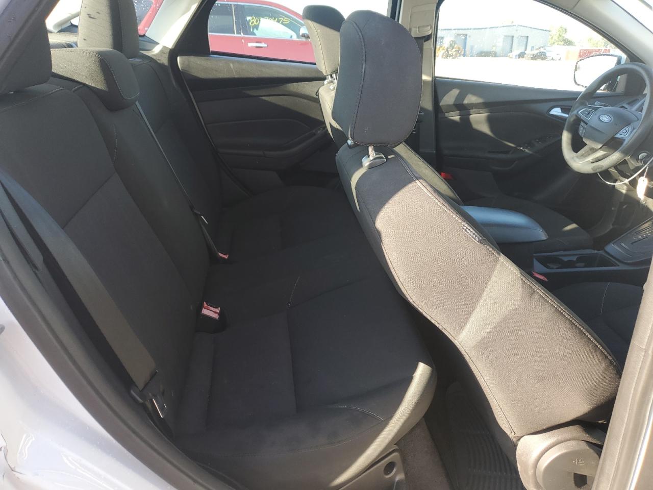 2015 Ford Focus Se VIN: 1FADP3F2XFL289456 Lot: 81006565