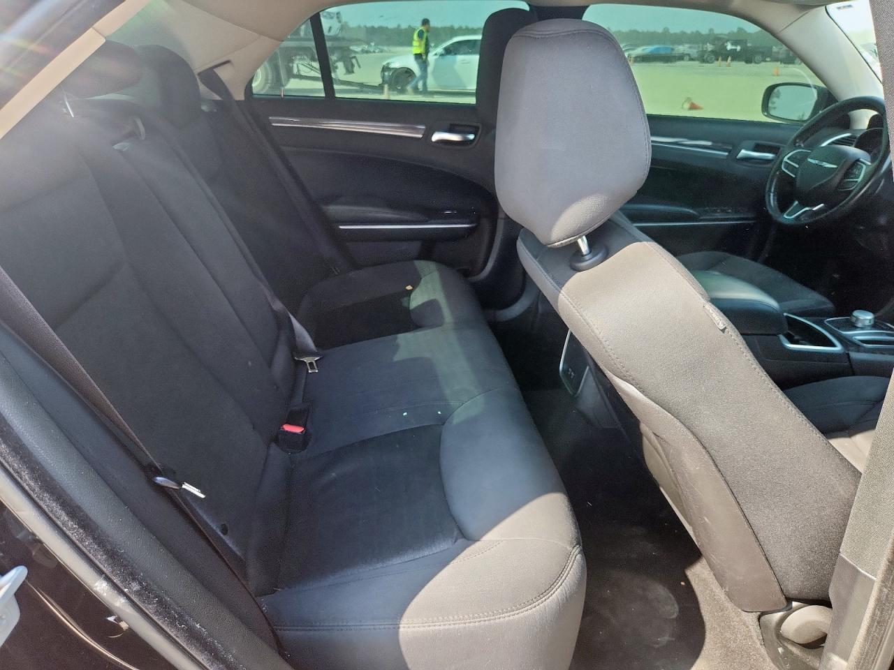 2019 Chrysler 300 Touring VIN: 2C3CCAAG9KH614280 Lot: 80908035