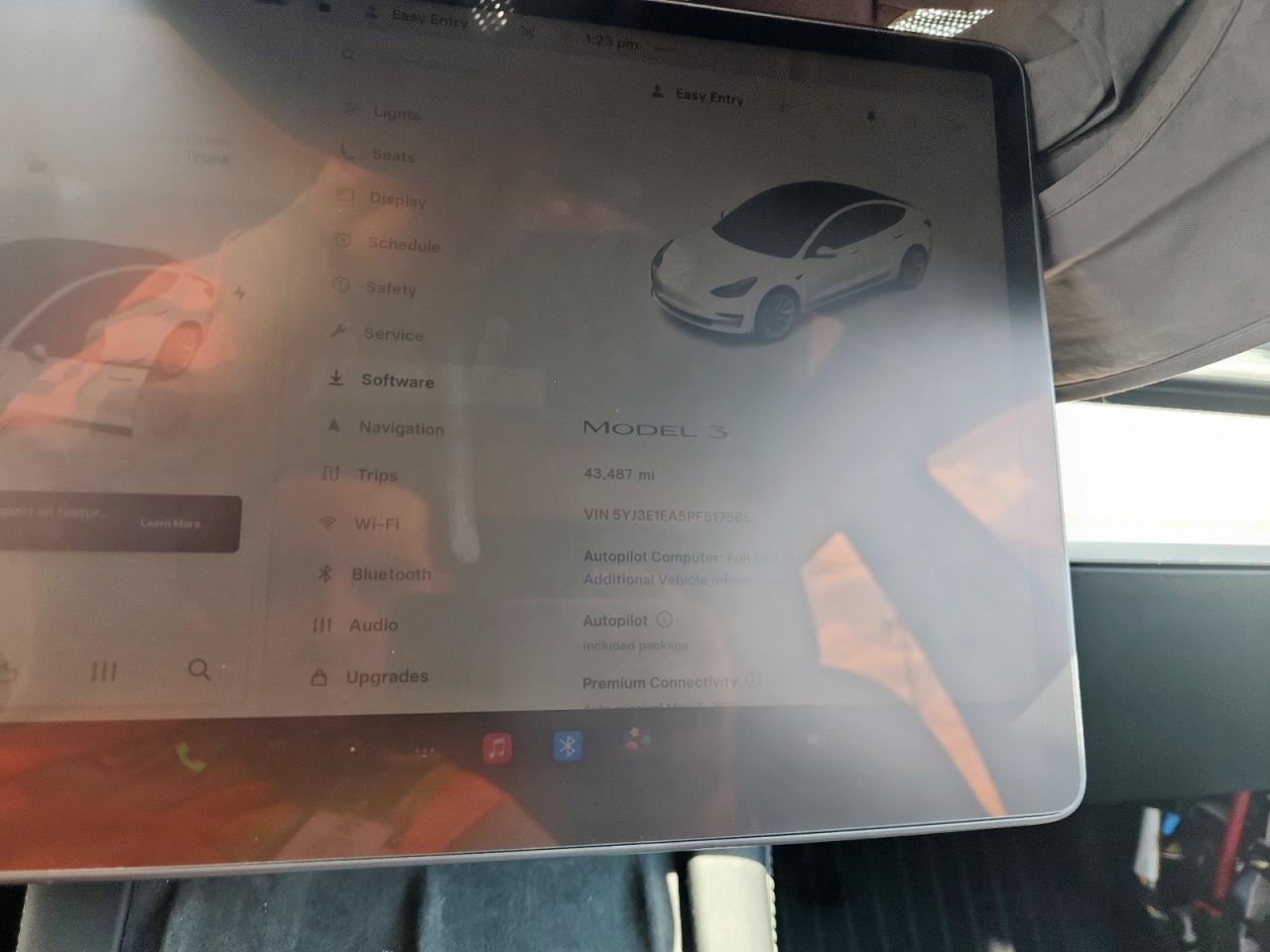 2023 Tesla Model 3 VIN: 5YJ3E1EA5PF517585 Lot: 83951205