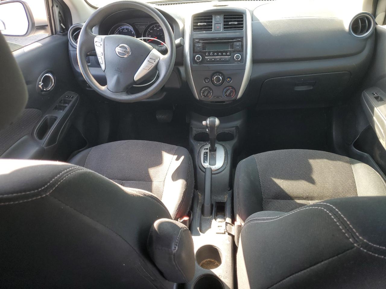 2015 Nissan Versa S VIN: 3N1CN7APXFL813282 Lot: 84045105