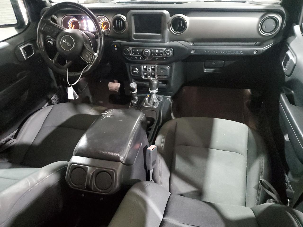 2018 Jeep Wrangler Unlimited Sport VIN: 1C4HJXDG2JW273231 Lot: 72015095