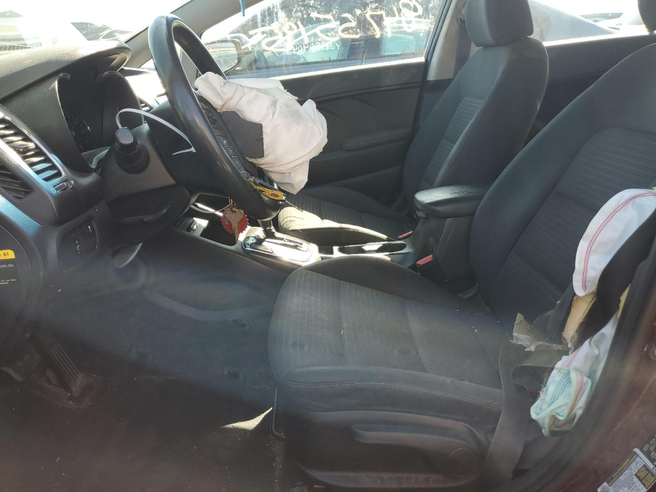 2018 Kia Forte Lx VIN: 3KPFL4A76JE199648 Lot: 84755195