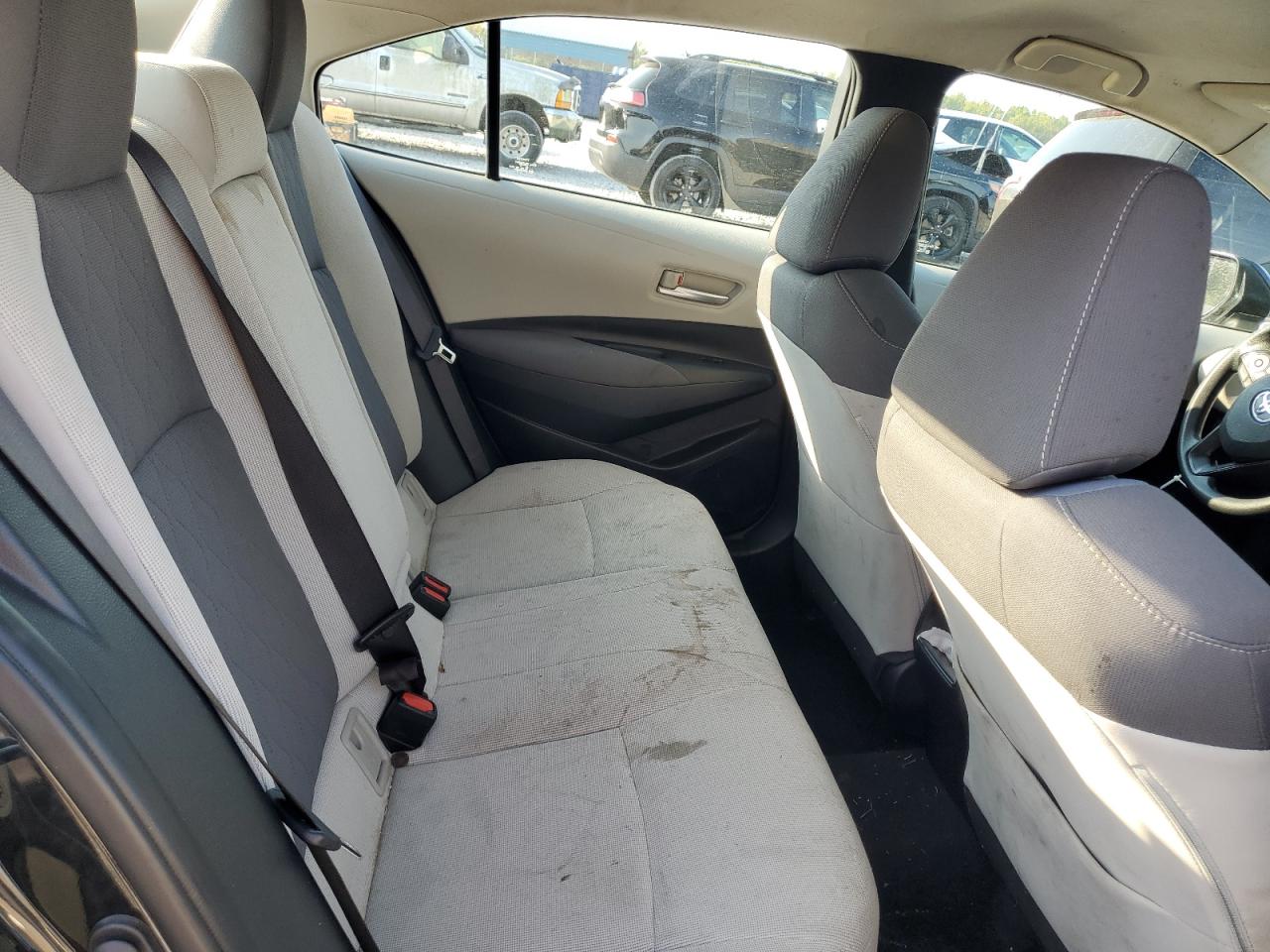 2020 Toyota Corolla Le VIN: 5YFEPRAE3LP068335 Lot: 81161225