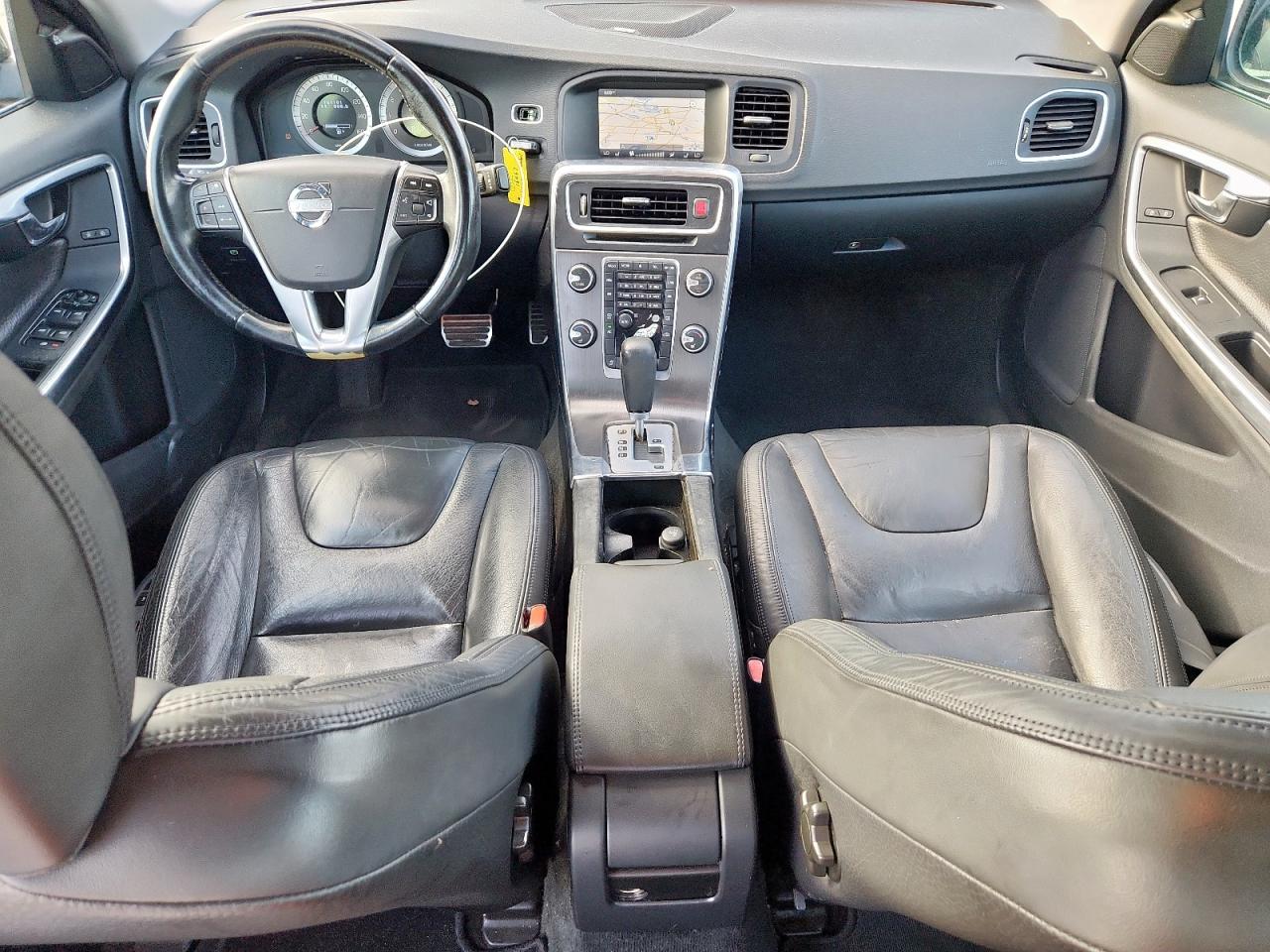 2011 Volvo S60 T6 VIN: YV1902FH1B2003569 Lot: 84060145