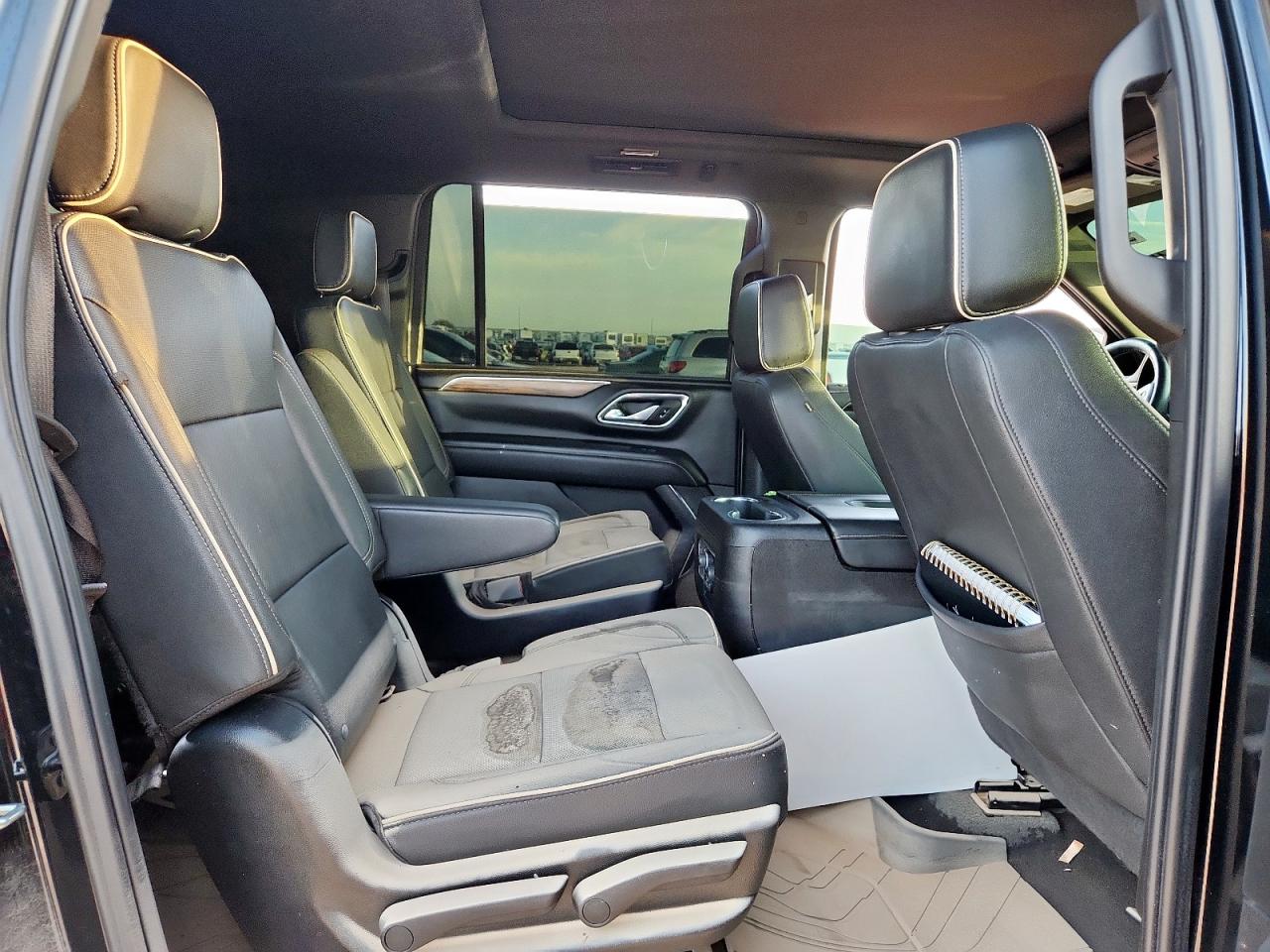 2023 Chevrolet Suburban K1500 Premier VIN: 1GNSKFKT3PR202017 Lot: 81191515