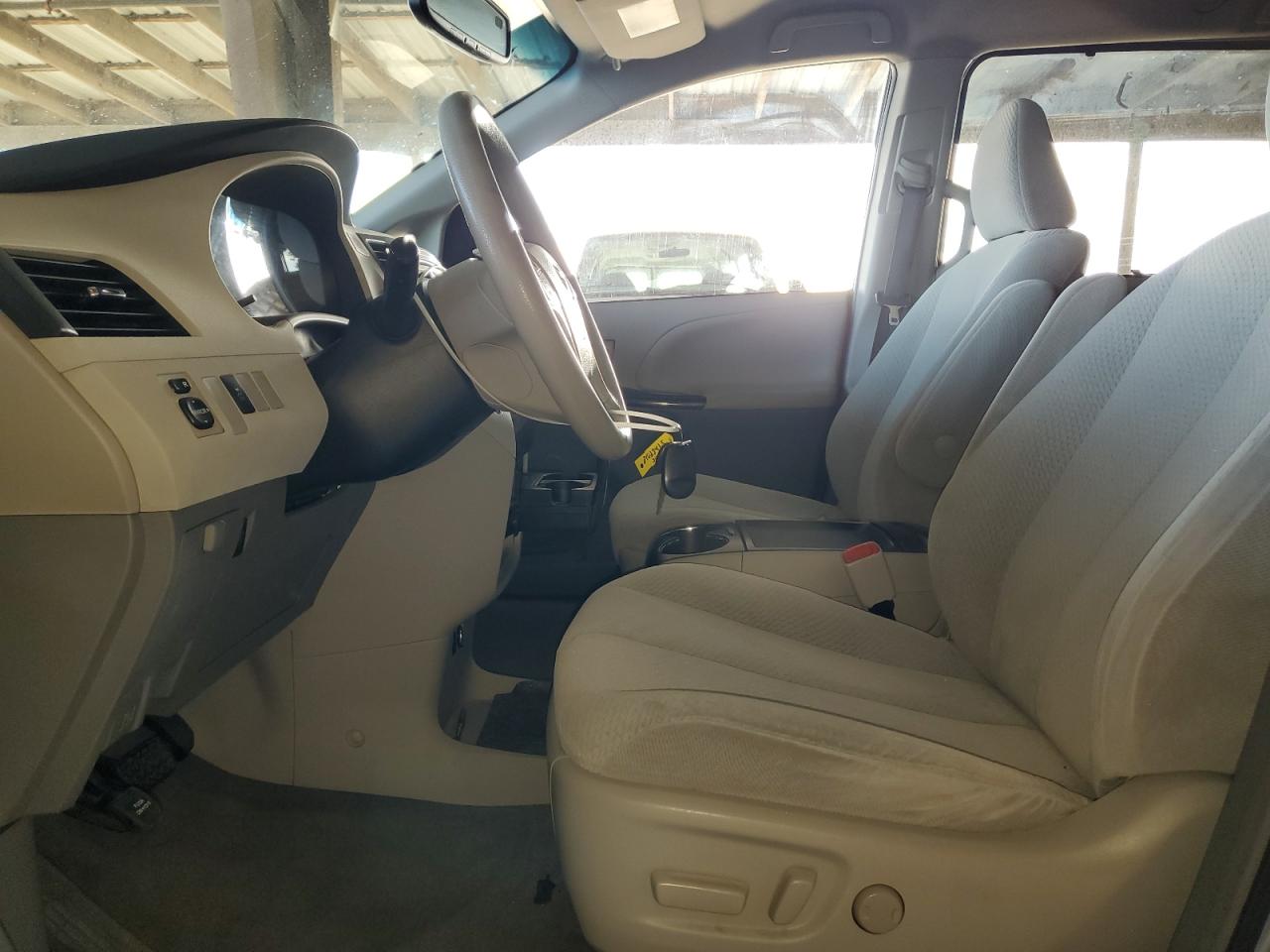 2011 Toyota Sienna Le VIN: 5TDKK3DCXBS151288 Lot: 81023415