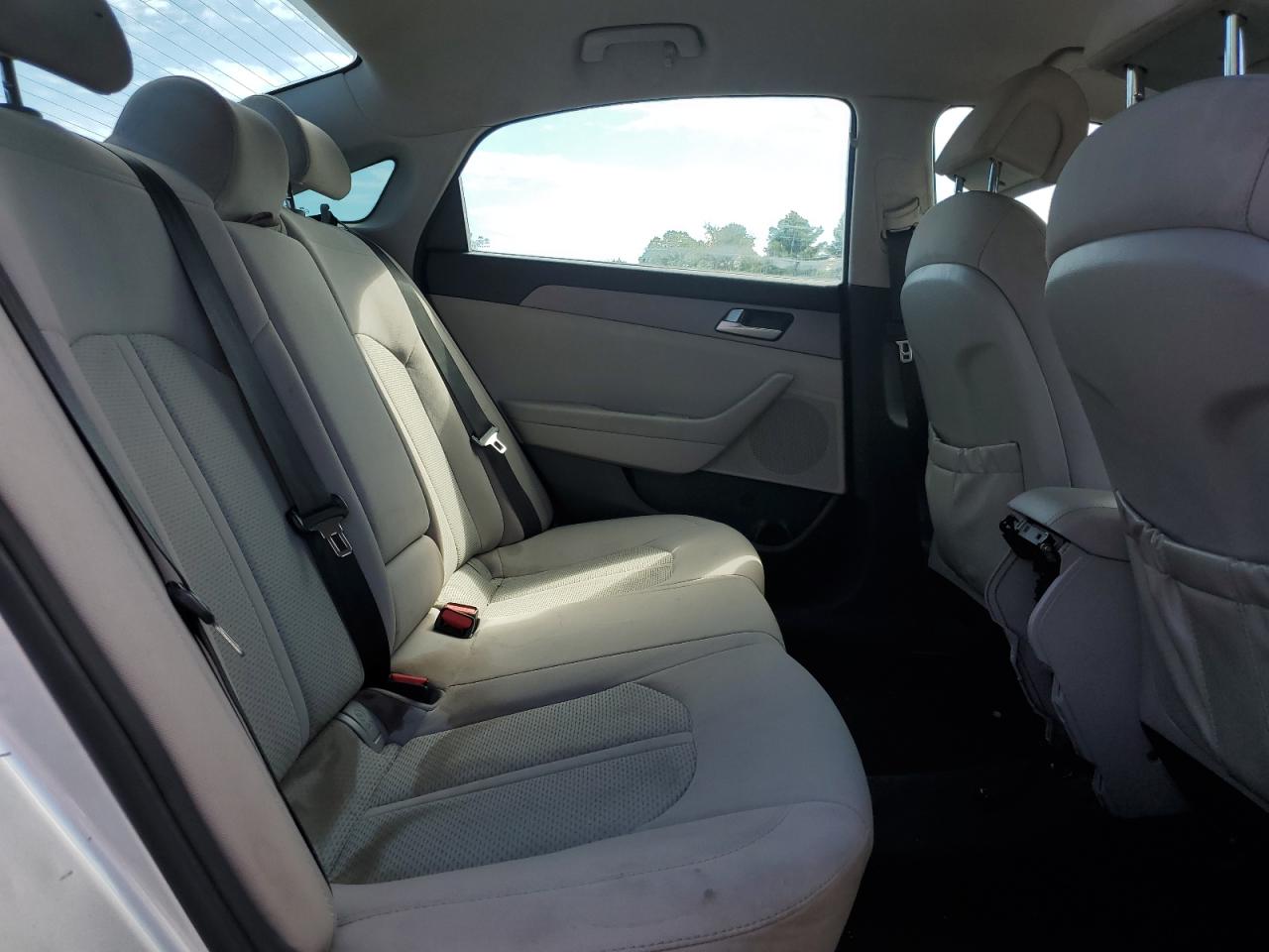 2015 Hyundai Sonata Se VIN: 5NPE24AF9FH177104 Lot: 81888245