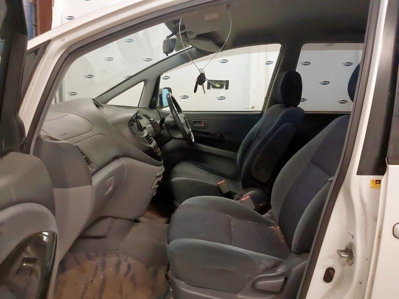2002 TOYOTA  