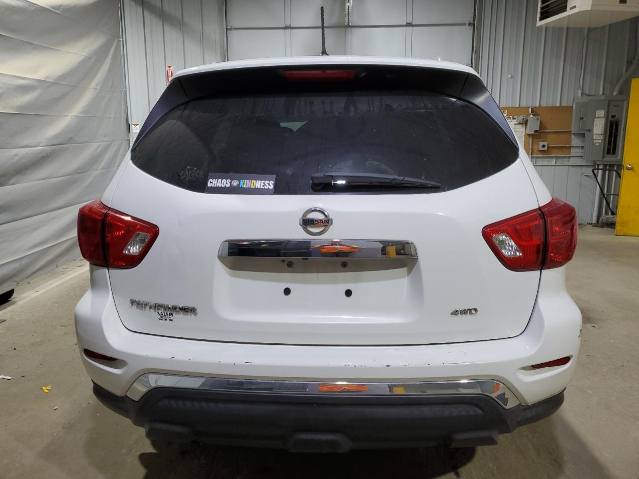 2018 Nissan Pathfinder S VIN: 5N1DR2MM7JC667112 Lot: 71457485
