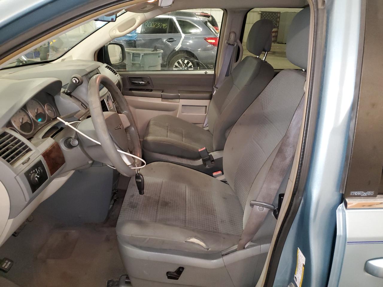 2010 Chrysler Town & Country Lx VIN: 2A4RR4DE7AR315213 Lot: 80322785