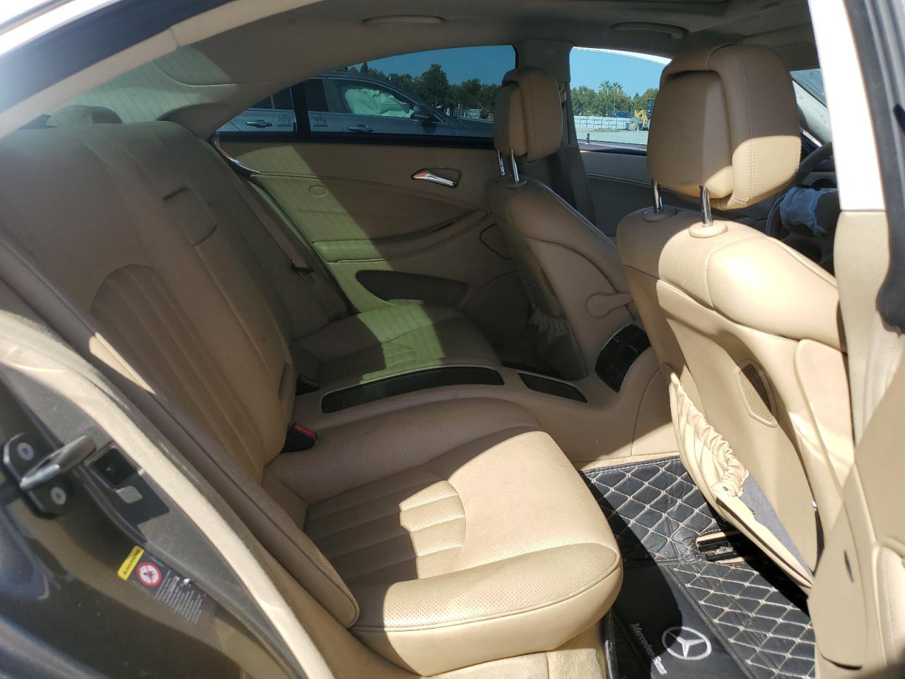 2008 Mercedes-Benz Cls 550 VIN: WDDDJ72XX8A129134 Lot: 81727865