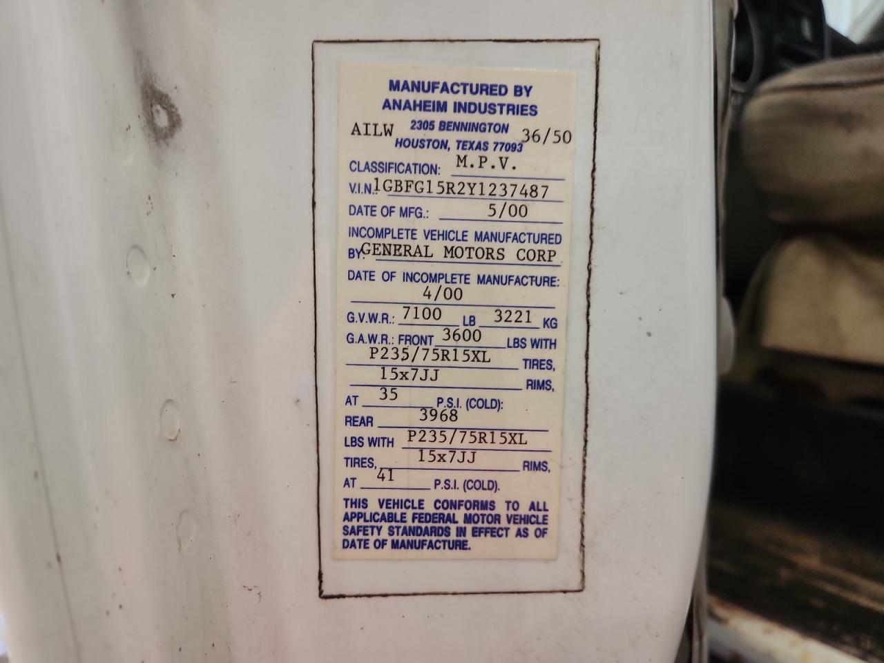 2000 Chevrolet Express G1500 VIN: 1GBFG15R2Y1237487 Lot: 81404955