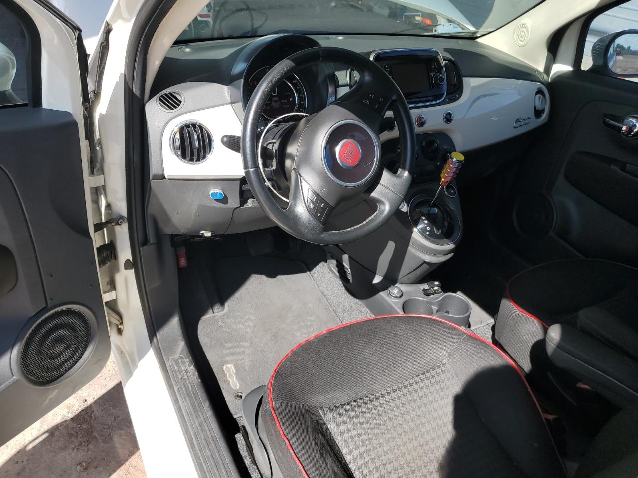 2019 Fiat 500 Pop VIN: 3C3CFFKH5KT864926 Lot: 72056095
