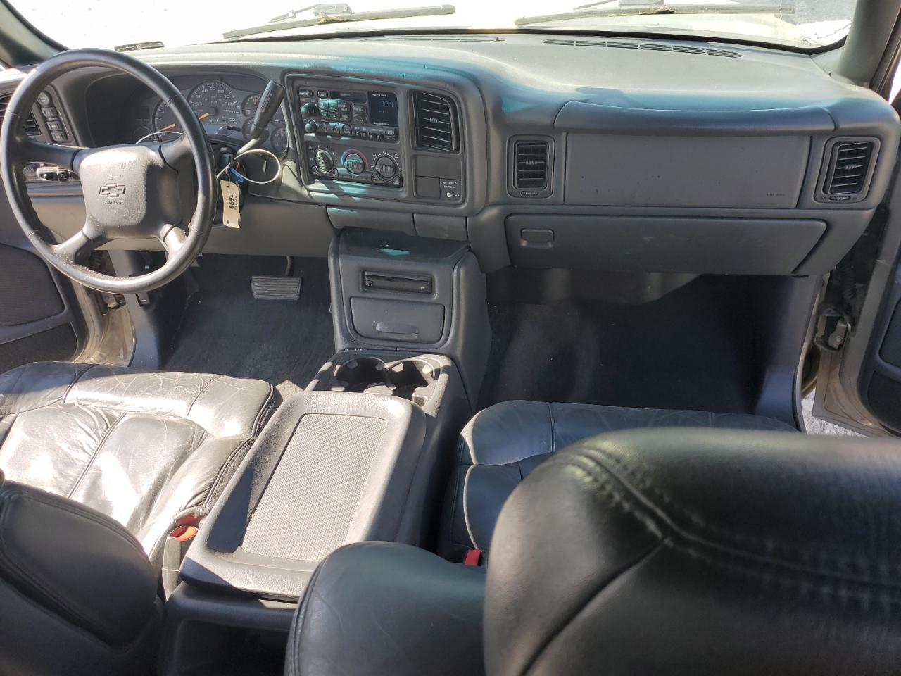 2000 Chevrolet Silverado K1500 VIN: 1GCEK19T1YE107916 Lot: 84368235