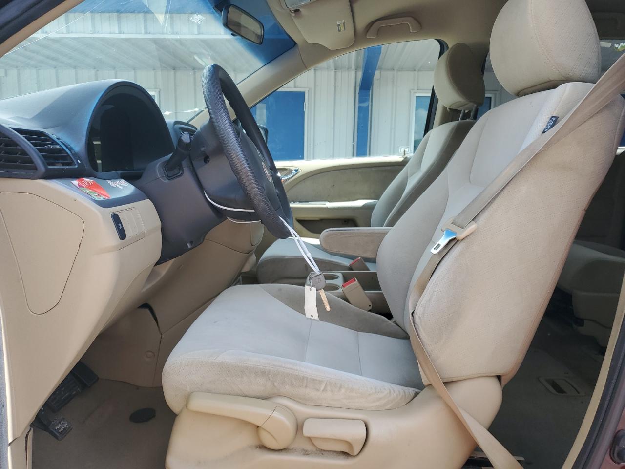 2009 Honda Odyssey Lx VIN: 5FNRL38269B041267 Lot: 83932335
