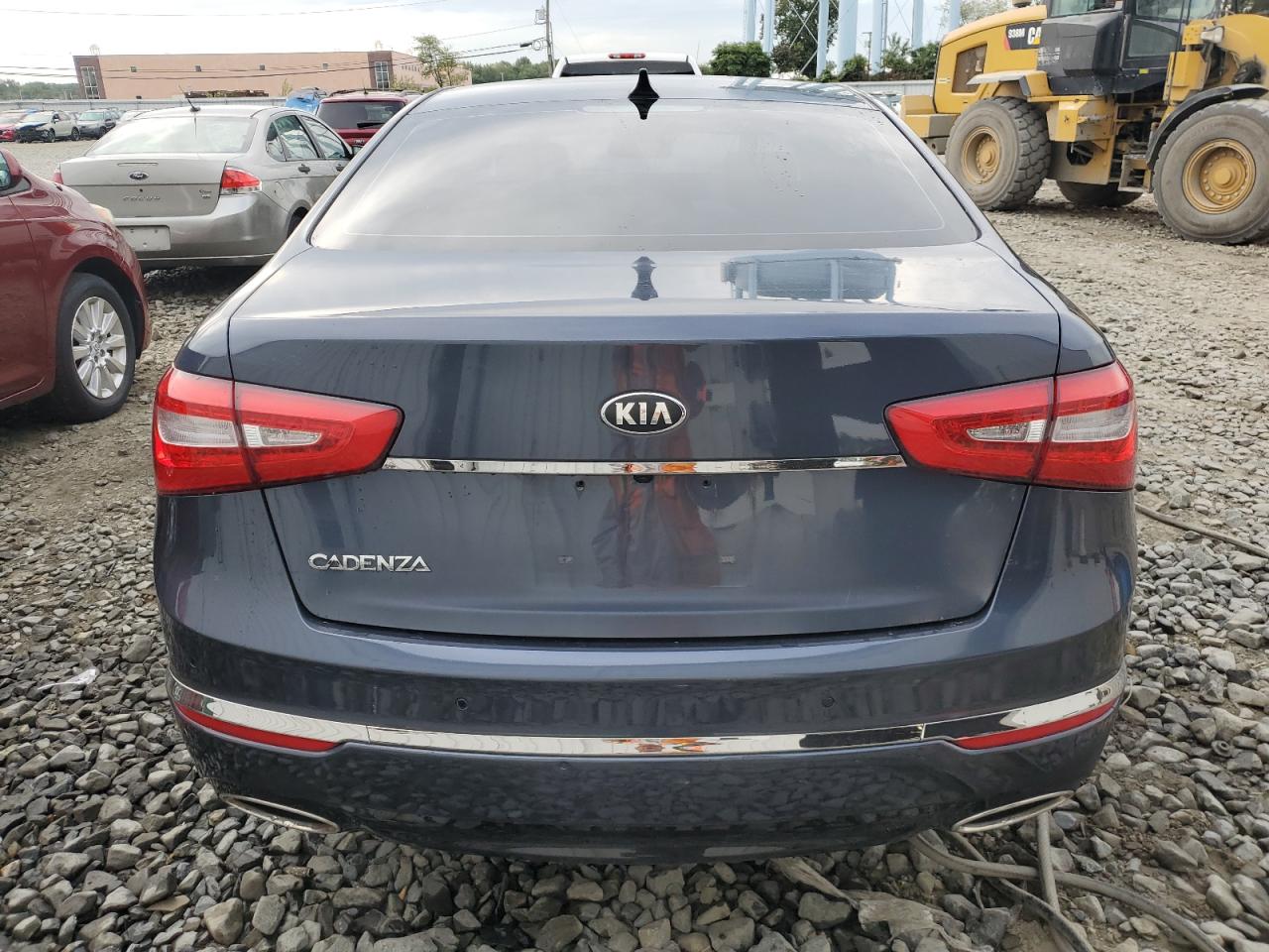 2015 Kia Cadenza Premium VIN: KNALN4D70F5195183 Lot: 80668265