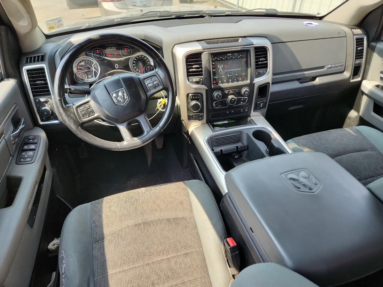 2018 Ram 1500 Slt VIN: 1C6RR7GG8JS218564 Lot: 70911425